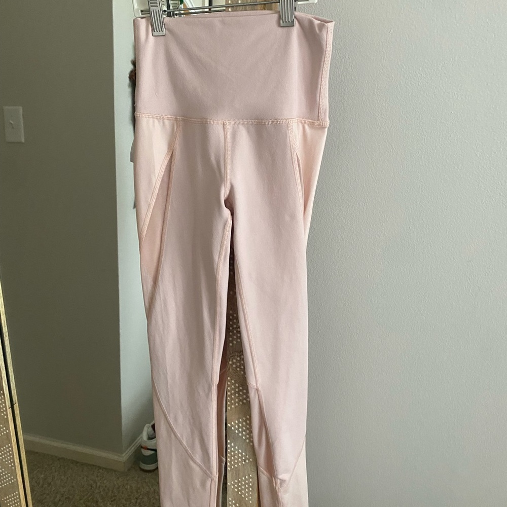 Nwt The Constant pink leggings